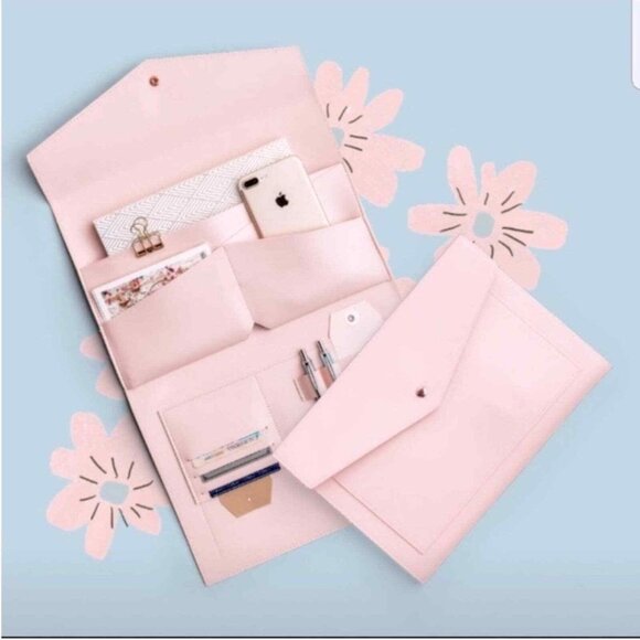 Megan Portfolio - Picture 5 of 5